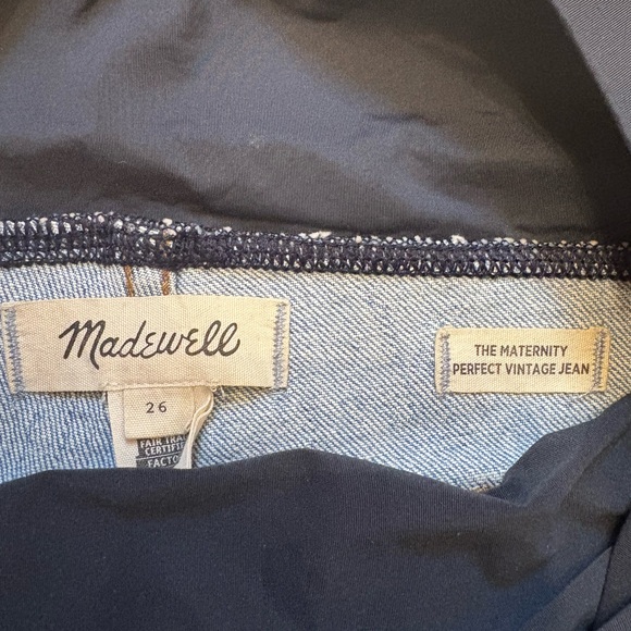 Madewell Maternity Over-the-Belly Perfect Vintage Jeans in Coney Wash Size 26 - Picture 8 of 12